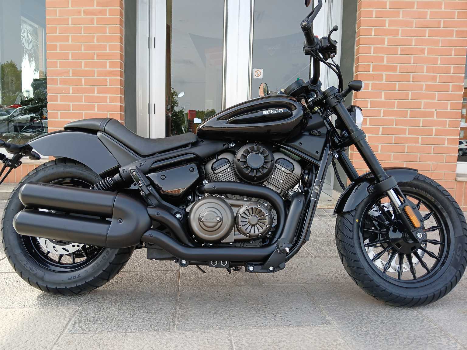Benda Chinchilla 350 NEO