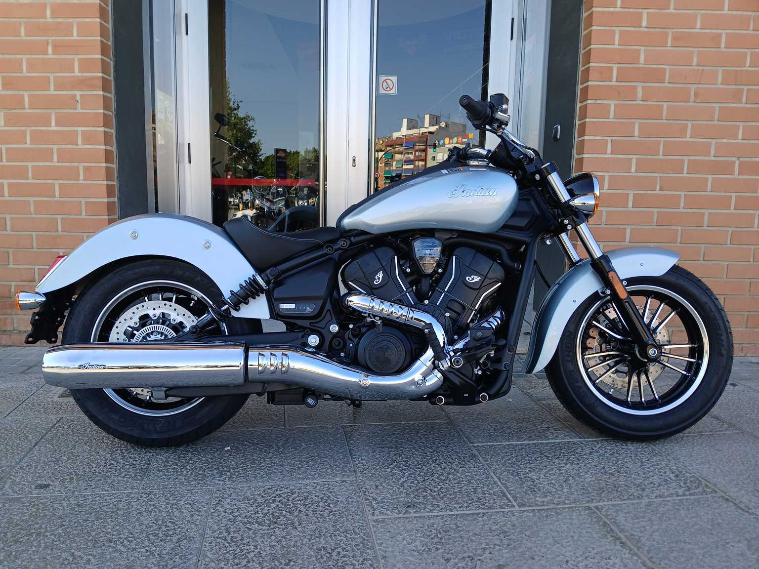 Indian SCOUT SIXTY CLASSIC LIMITED