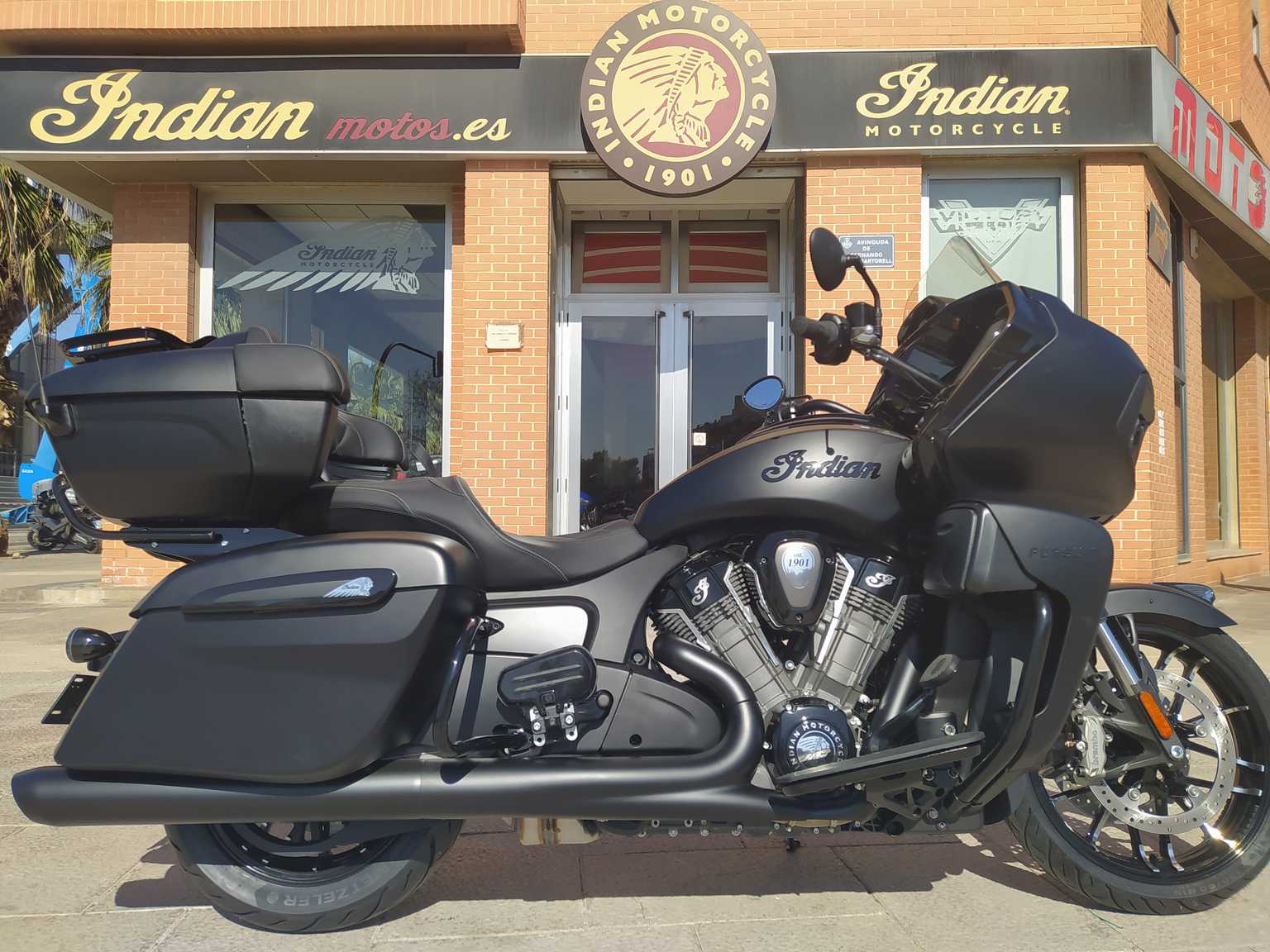 Indian PURSUIT DARK HORSE PREMIUM P.