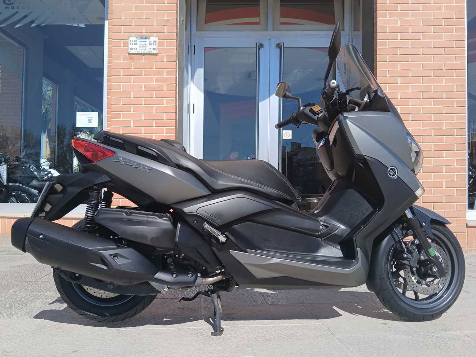Yamaha X-MAX 400 - foto 1