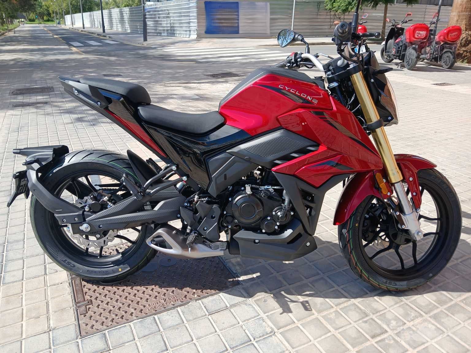 Cyclone BATTLO - foto 1