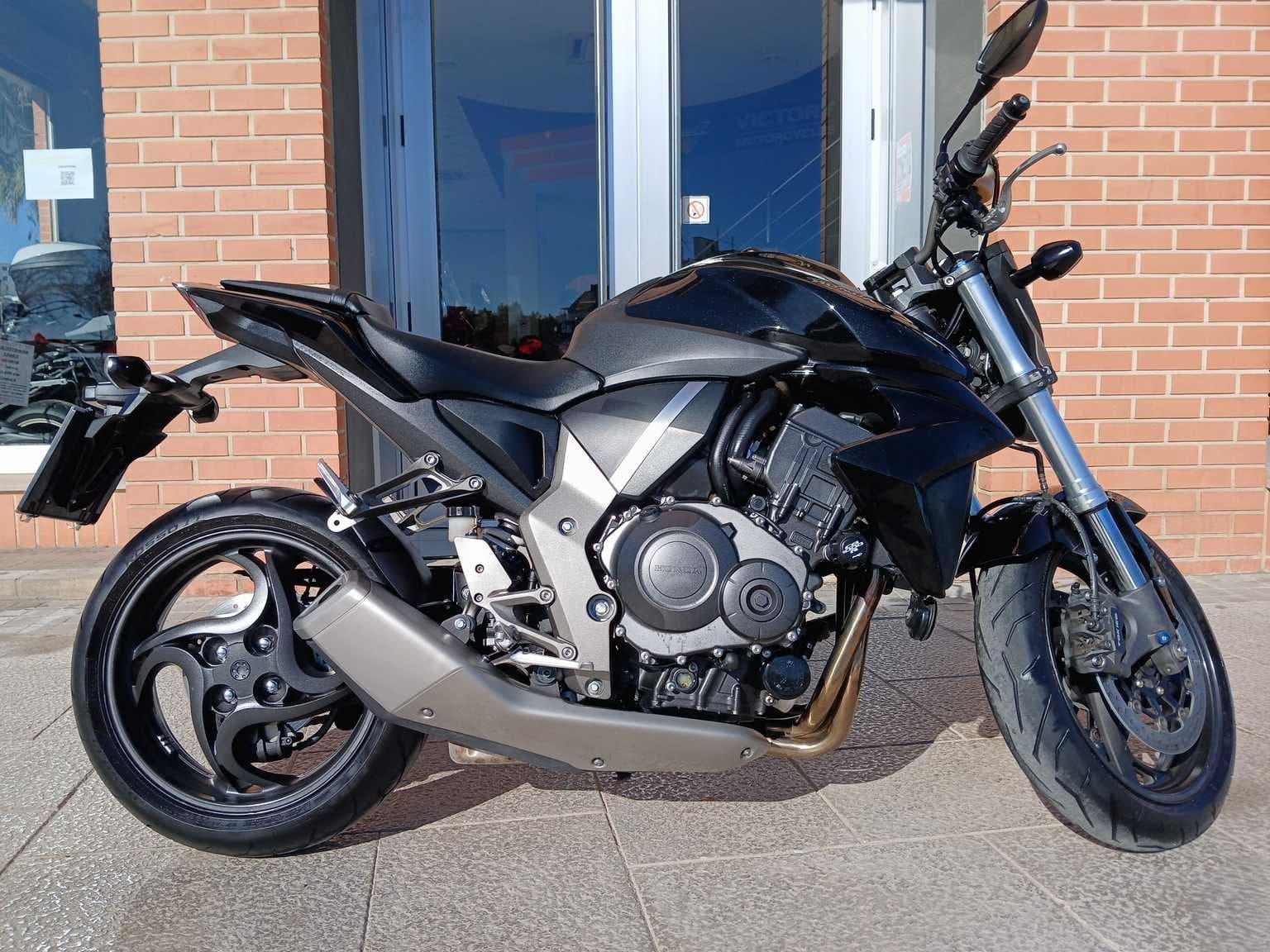 Honda CB 1000R