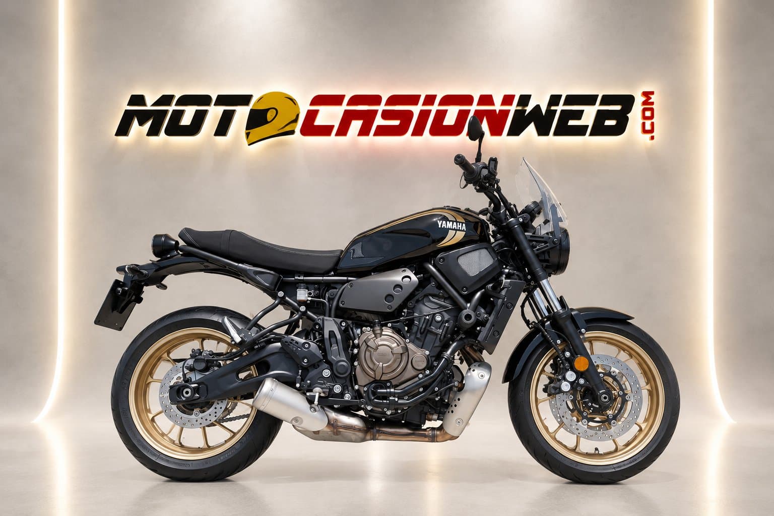 Yamaha XSR 700 - foto 1